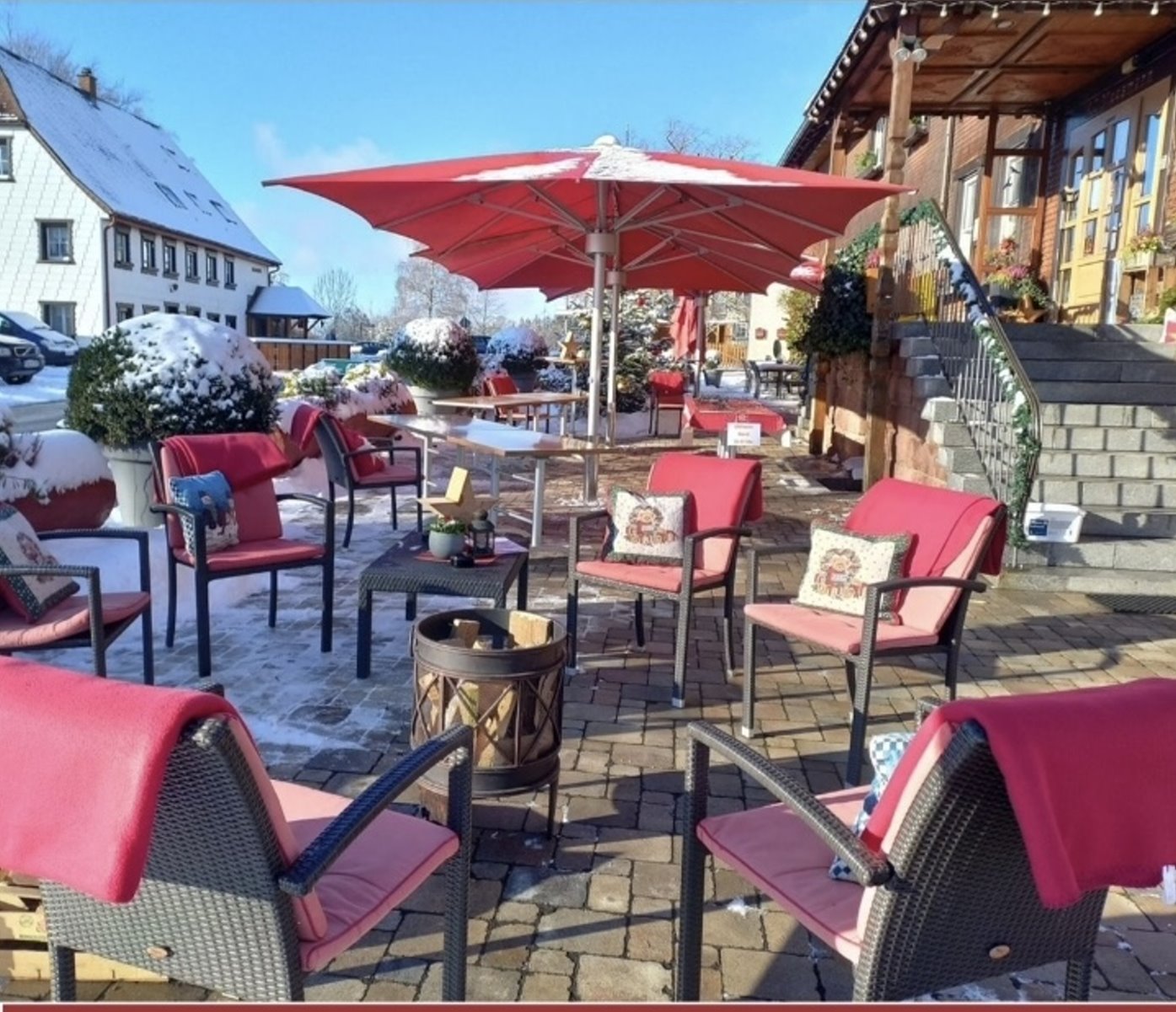 Winterlich-Wohlfuehlen-Restaurant-hotel-adler-gasthof-fohrenbuehl